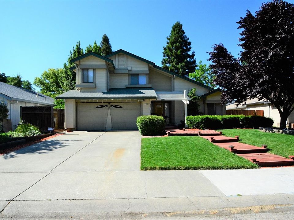1st image of 1700 Pebblewood Dr