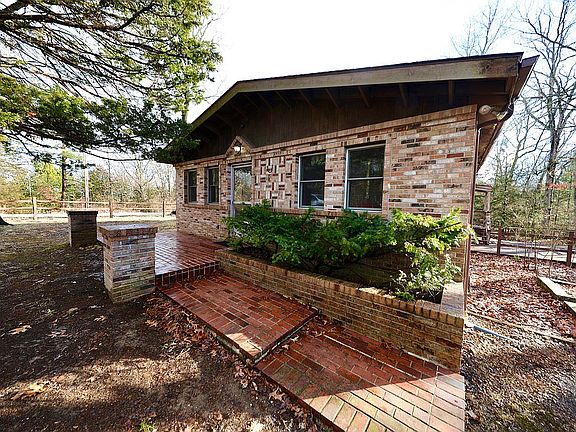 3rd image of 337 Cedar Lane Dr