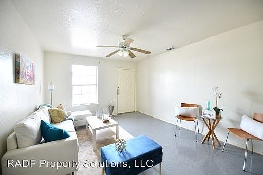 1st image of 418 Gastel Cir APT 4