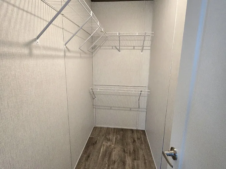 211 FM 2547 — Photo 16