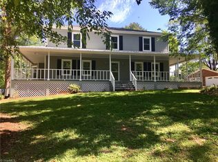307 Colony Dr, North Wilkesboro, NC 28659