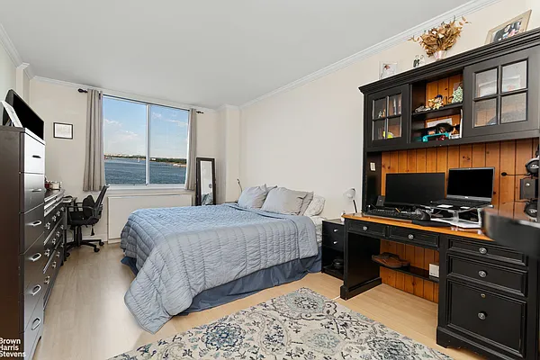 Rented by Brown Harris Stevens | media 2