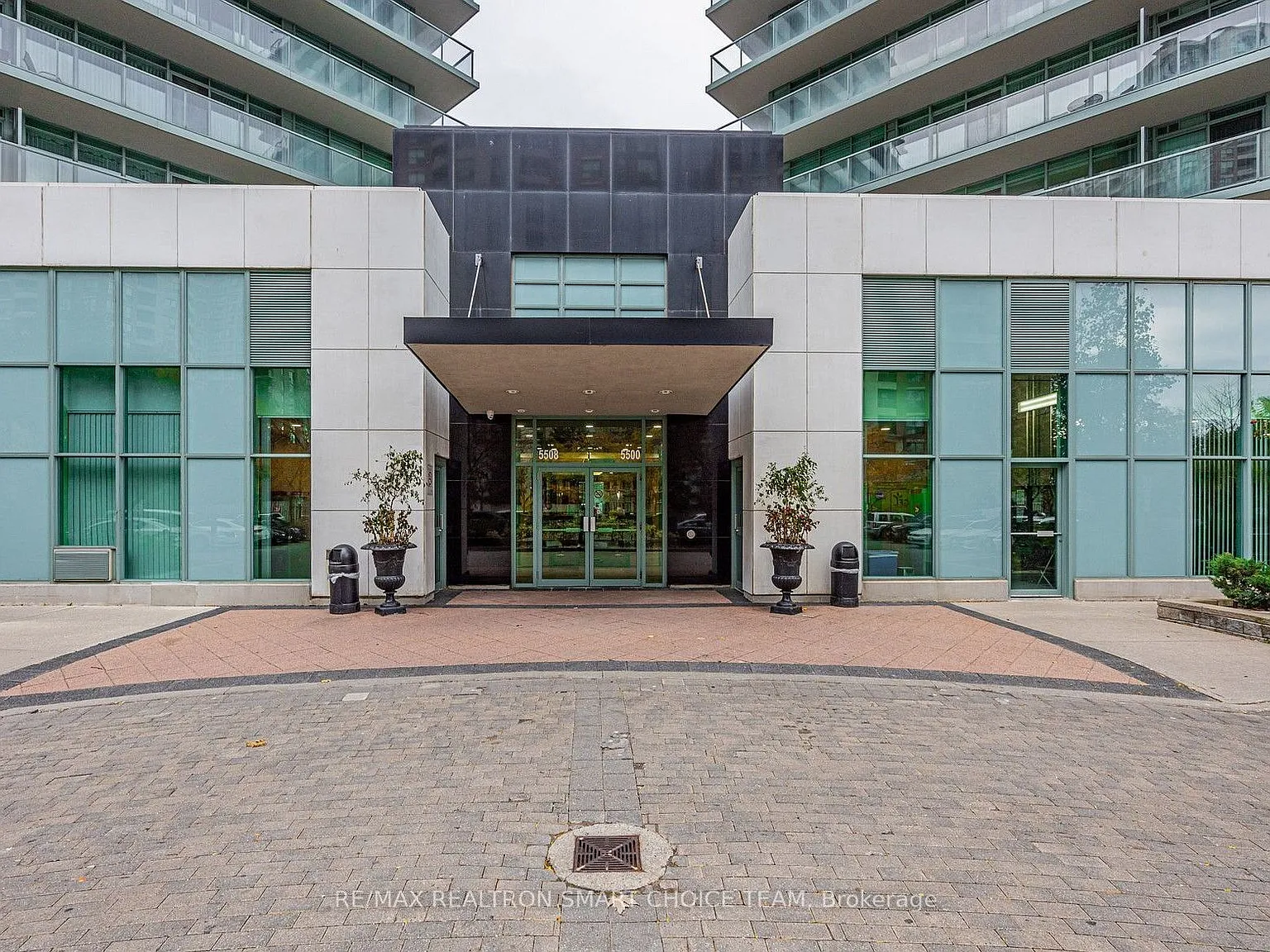 1 bed, $2,275 — Photo 2