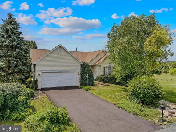 67 Shoal Creek Ct, Martinsburg, WV 25405