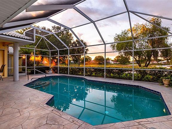 5th image of 8407 Cypress Hollow Dr