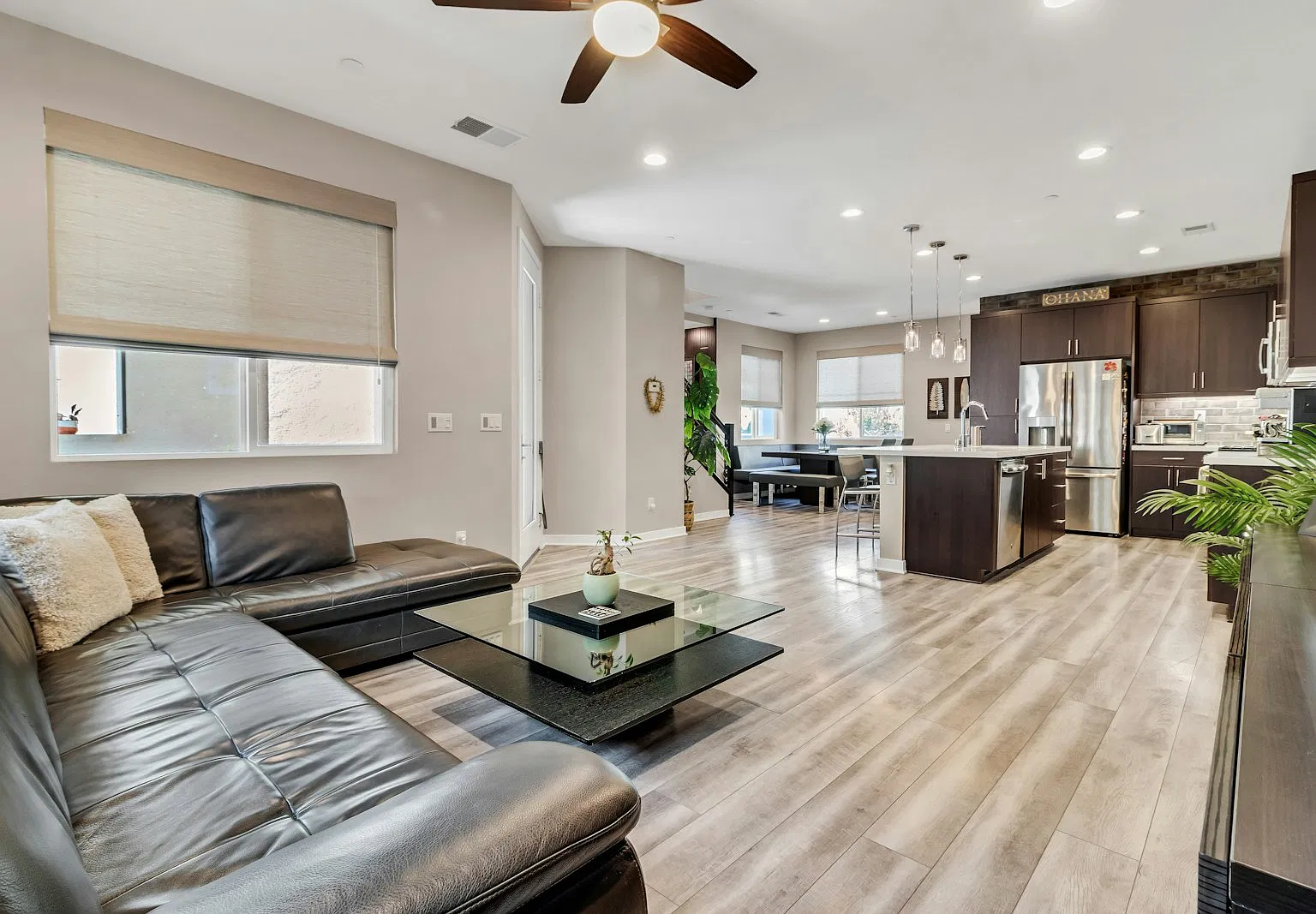2059 Element Way — Photo 2