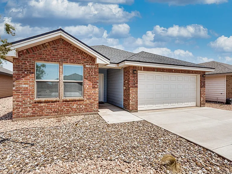 8213 E County Road 111 — Photo 29