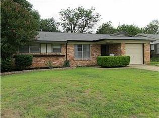 2602 Morgan St, Irving, TX 75062