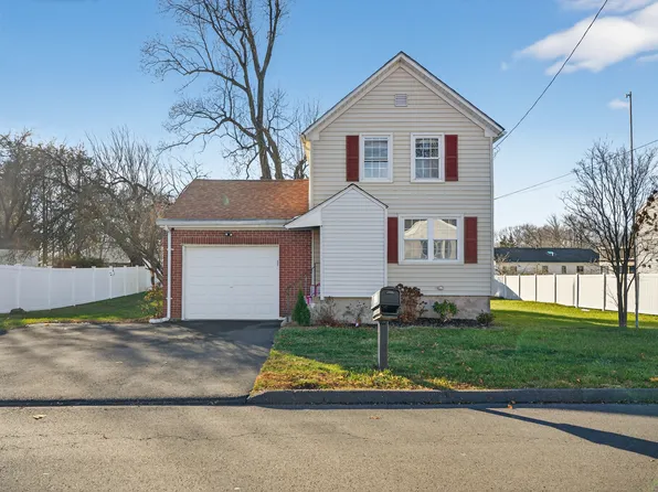 110 Fenwick Street, West Haven, CT 06516