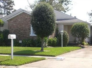 1852 Timberlane Estate Dr, Harvey, LA 70058
