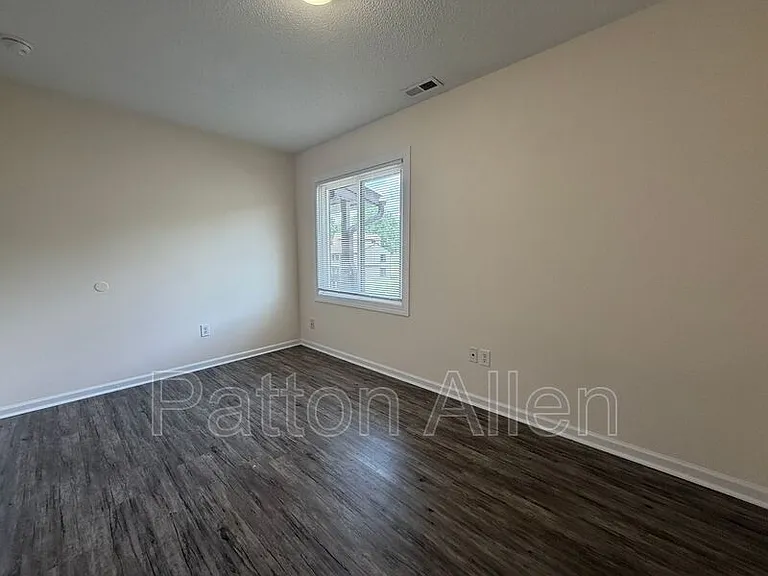 48 Dawnwood Cir — Photo 6