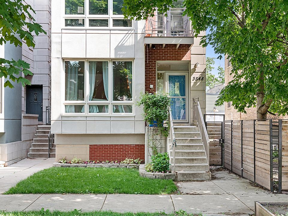 1st image of 3848 W Wrightwood Ave #3