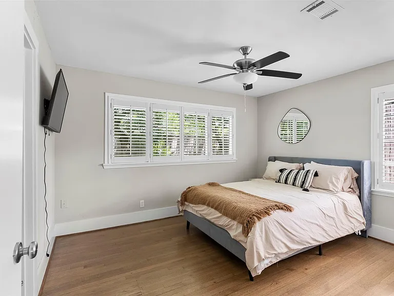 5422 Lincrest Ln — Photo 21