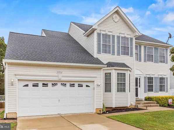 20932 Sawgrass Dr, Lexington Park, MD 20653