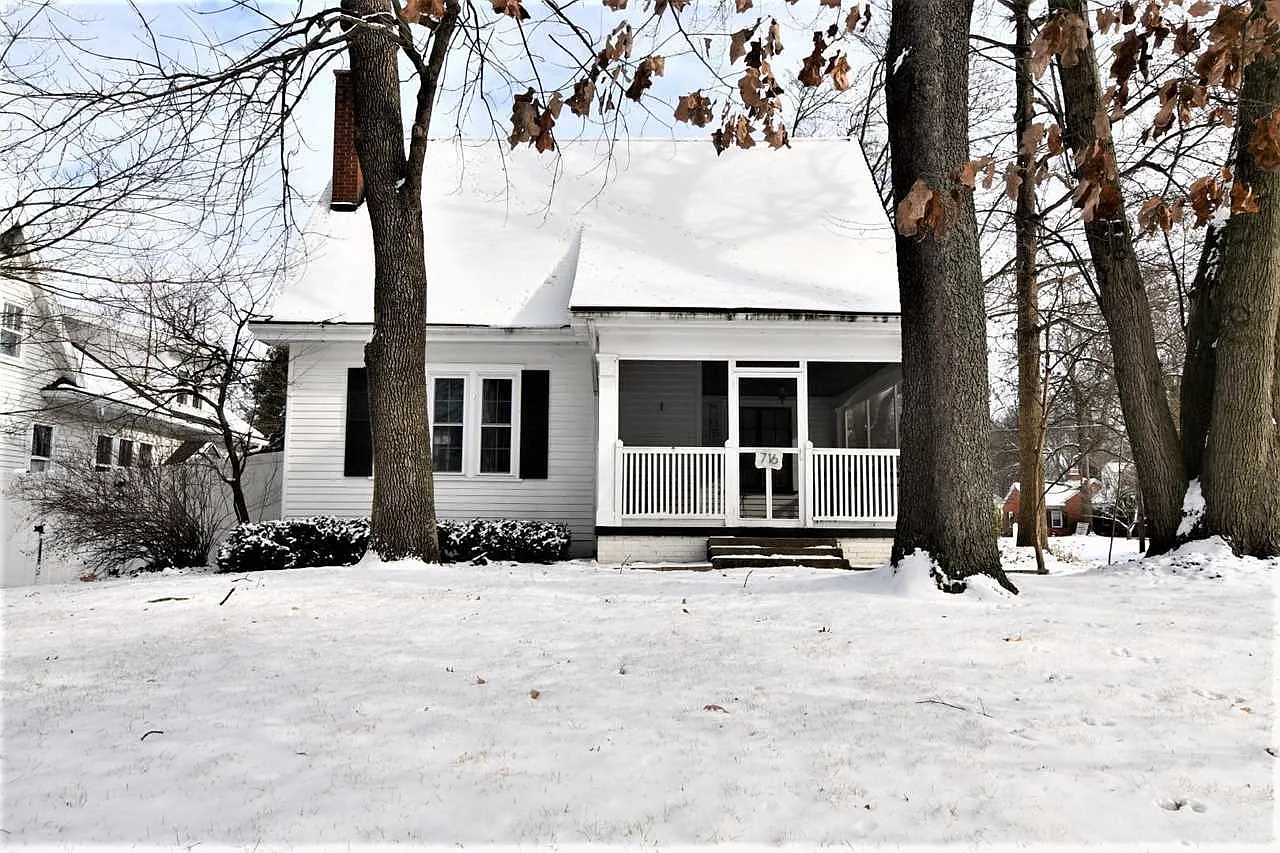716 S Villa Dr photo 1
