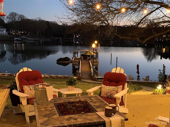 2nd image of 7978 Lakeview Dr