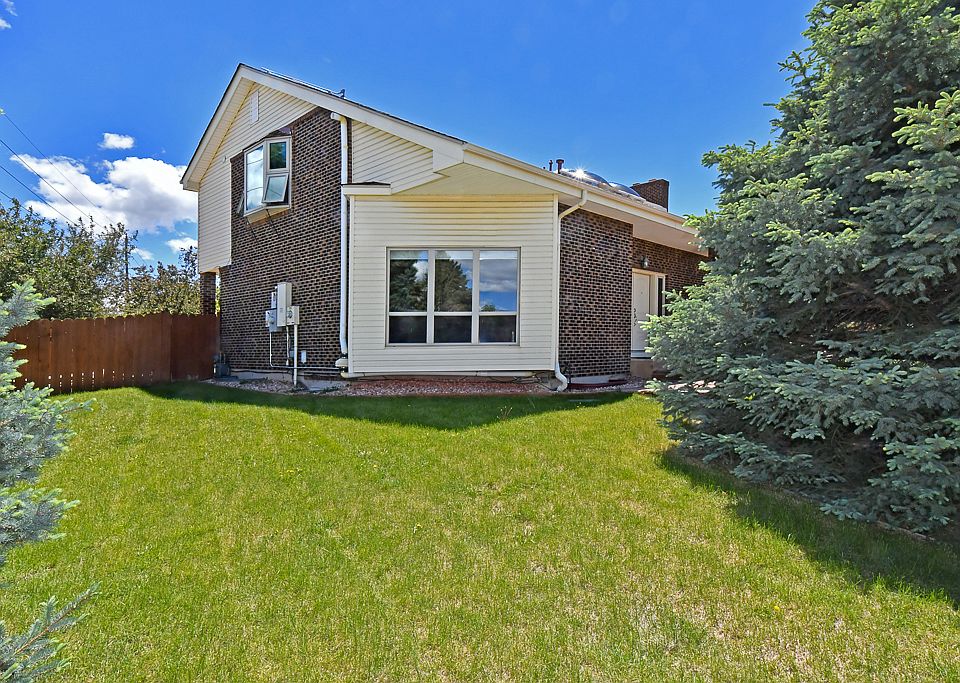 1st image of 8440 W Fairview Ave