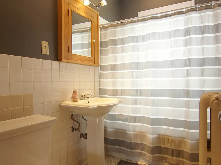817 Laurel Ave #817 — Photo 10