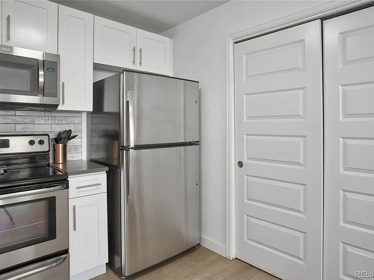1370 S Idalia St #D — Photo 10