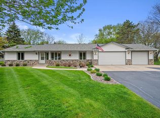 N65W28580 Fairlane DRIVE, Hartland, WI 53029