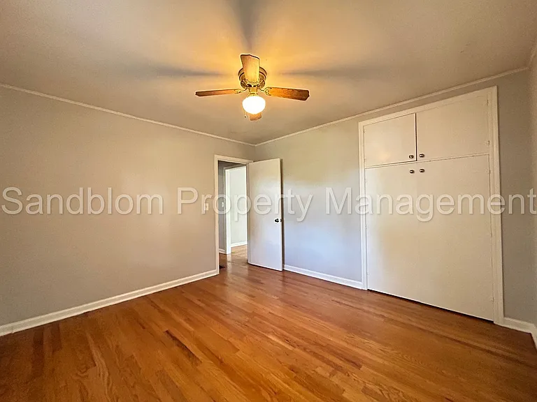 1439 S Louisville Ave — Photo 11