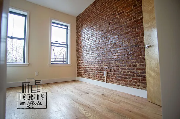 Rented by Lofts and Flats LLC | media 45