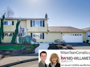 893 Cessna St, Independence, OR 97351