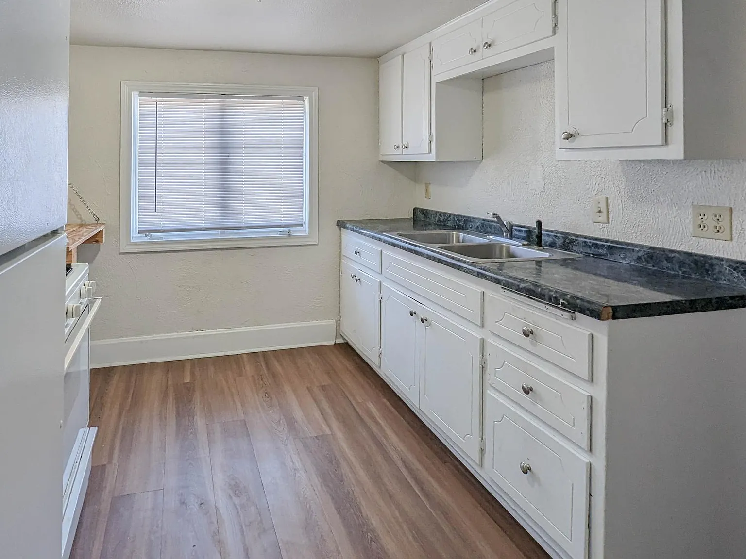 1 bed, 600 sqft, $700 — Photo 3