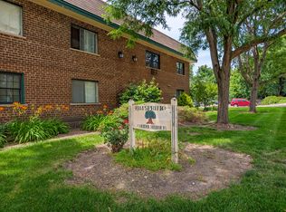444 S Spring Rd APT 12, Elmhurst, IL 60126