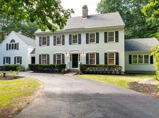 61 Arbor Ln, Hollis, NH 03049