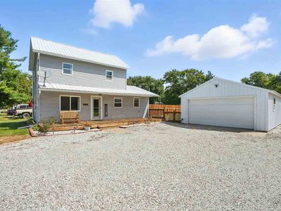 203 West St, Pleasant Plain, IA, 52540