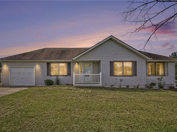 31455 Lyman Ln, Excelsior Springs, MO 64024