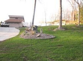 2649 Appian Way, Green Bay, WI 54302