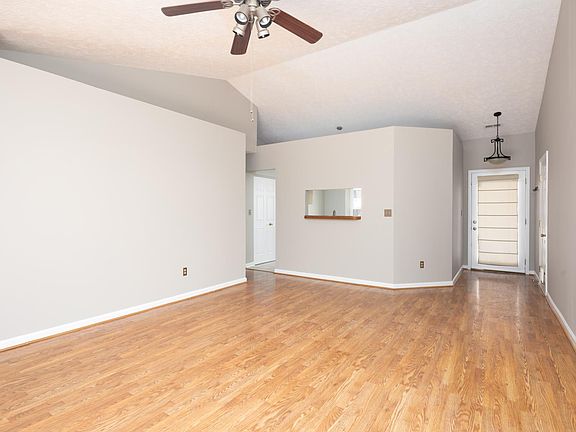 5th image of 872 Ridgebrook Rd