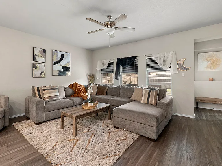 9219 Yaya Rd — Photo 10