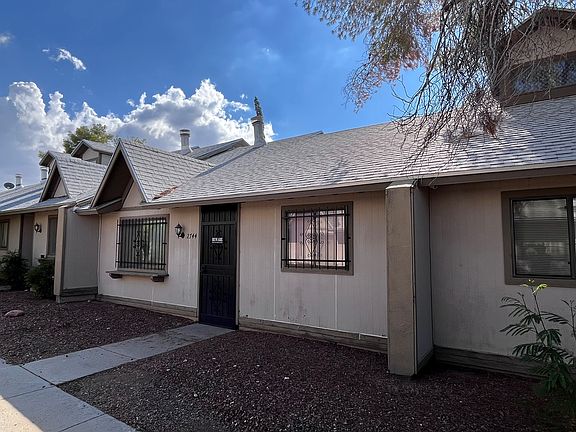 5th image of 2744 N Pacific Dr