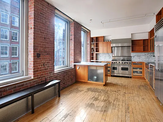 Sold by Sotheby's International Realty | media 20