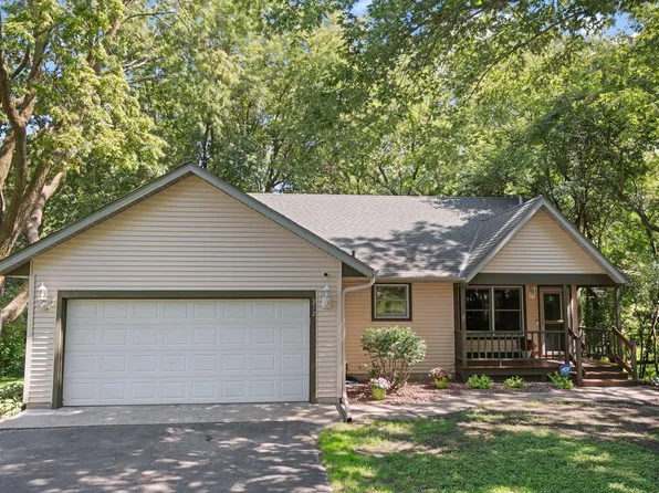 212 Xenia St, Elk River, MN 55330