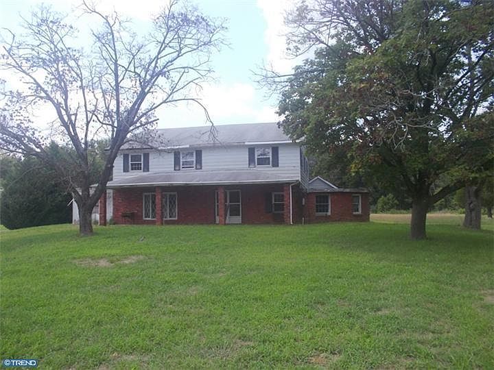 2nd image of 2277 Judith Rd