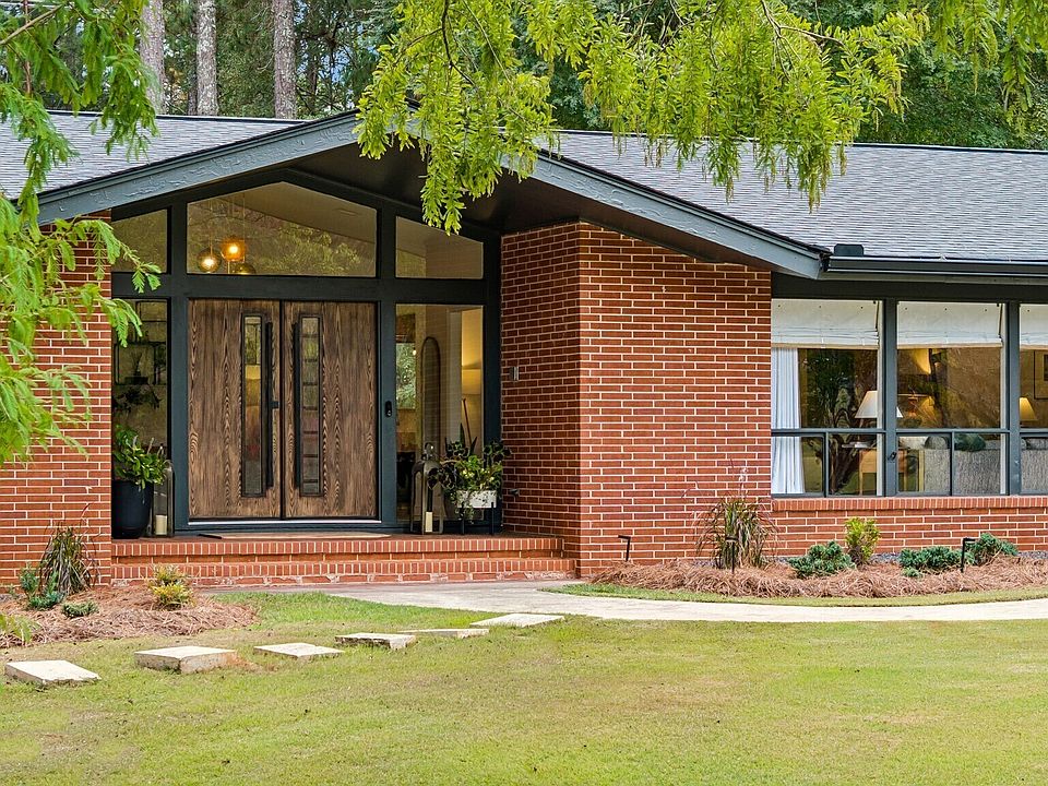 1st image of 334 Luther Bailey Rd