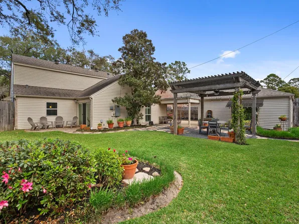 10331 Lynbrook Hollow Street, Houston, TX 77042