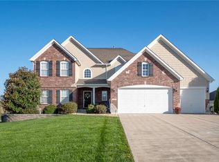 603 Golden Briar Ln, Columbia, IL 62236
