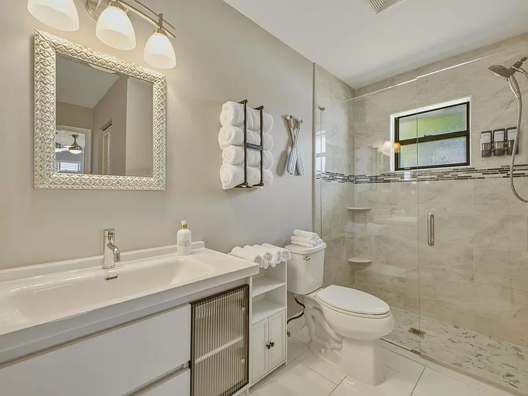 1127 Sea Pines Way — Photo 32