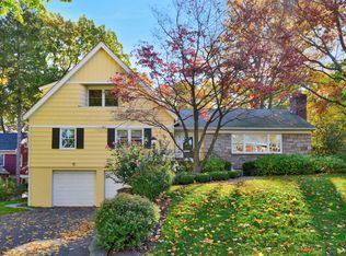62 Iselin Ter, Larchmont, NY 10538
