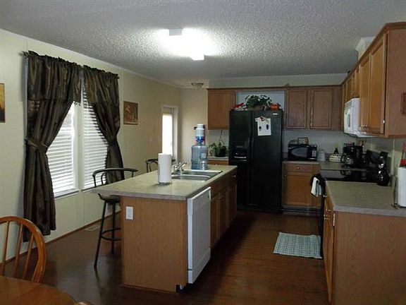 3rd image of 236 Private Road 3557