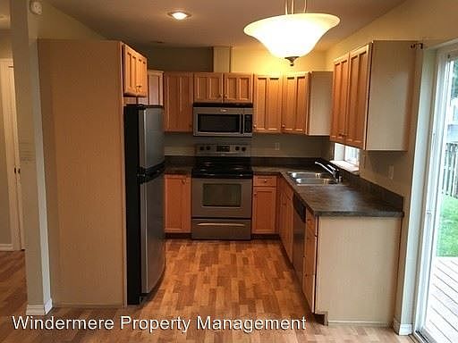 2nd image of 3247 Partridge Ln APT 4