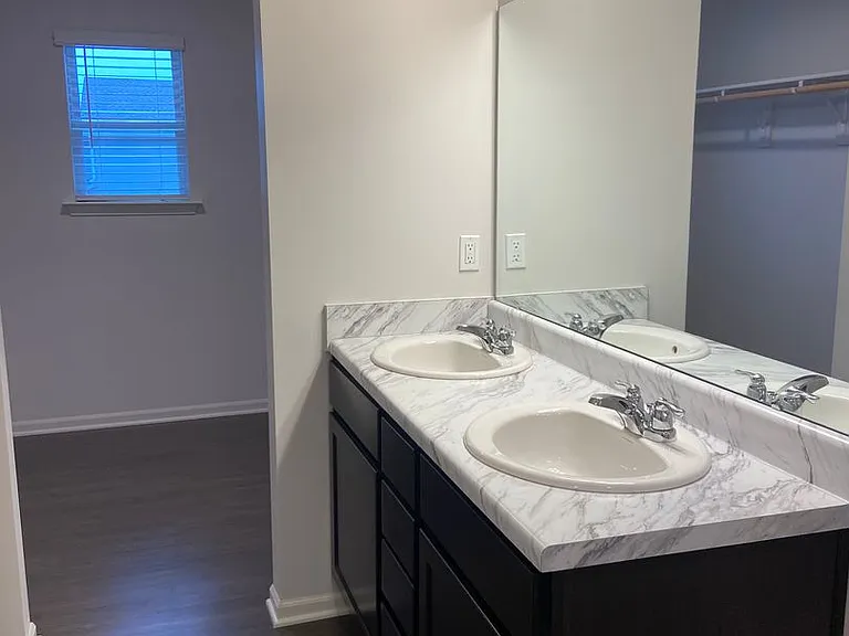21579 S Franklin Ct — Photo 13