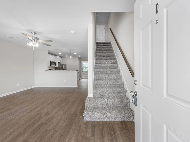 2209 Eldos Trace Cir — Photo 12