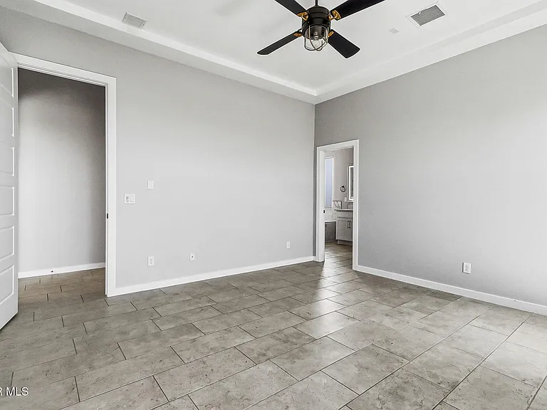 329 Hector Porras Dr — Photo 23