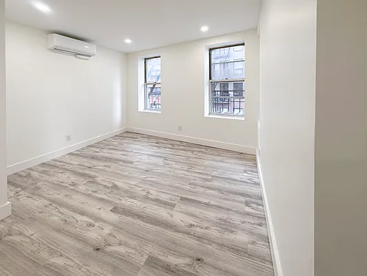 Rented by Compass | media 16